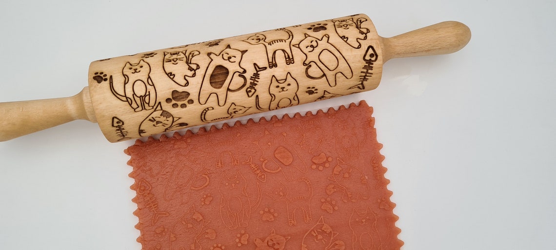 Engraved Rolling Pin Natural Wood Folk Kitchen Pins Handmade - Cats